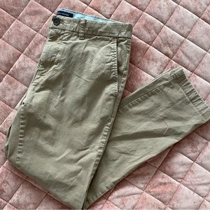 Tommy Hilfiger Slim Fit Chinos